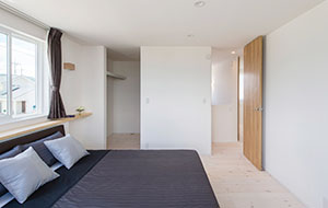 LIVING DOOR